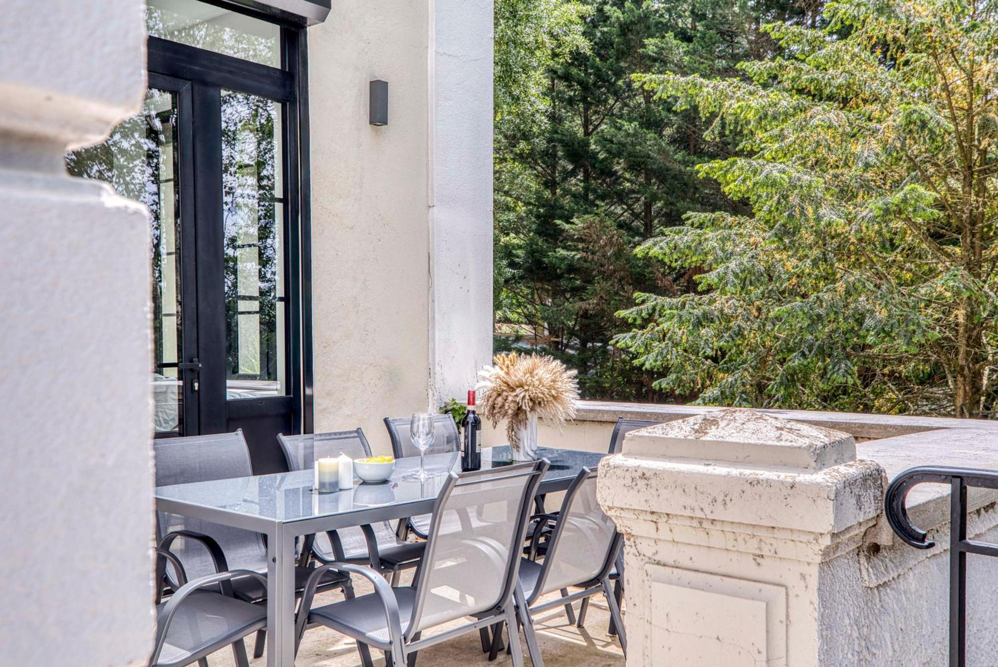 1 - Grand Appartement Spacieux Dans Un Chateau Du 17Eme Siecle, A 15Min De Lyon Vourles Kültér fotó